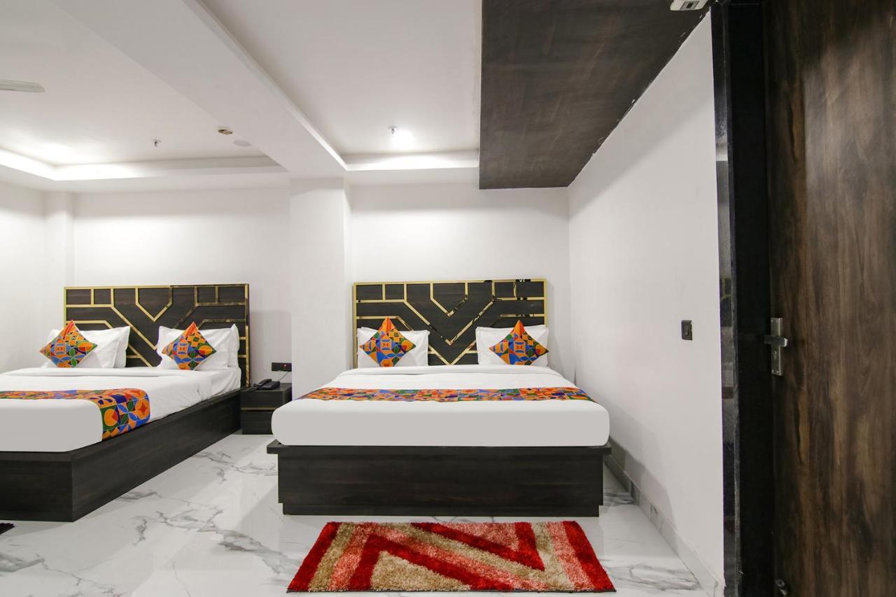 Fabhotel Greysky New Delhi Buitenkant foto