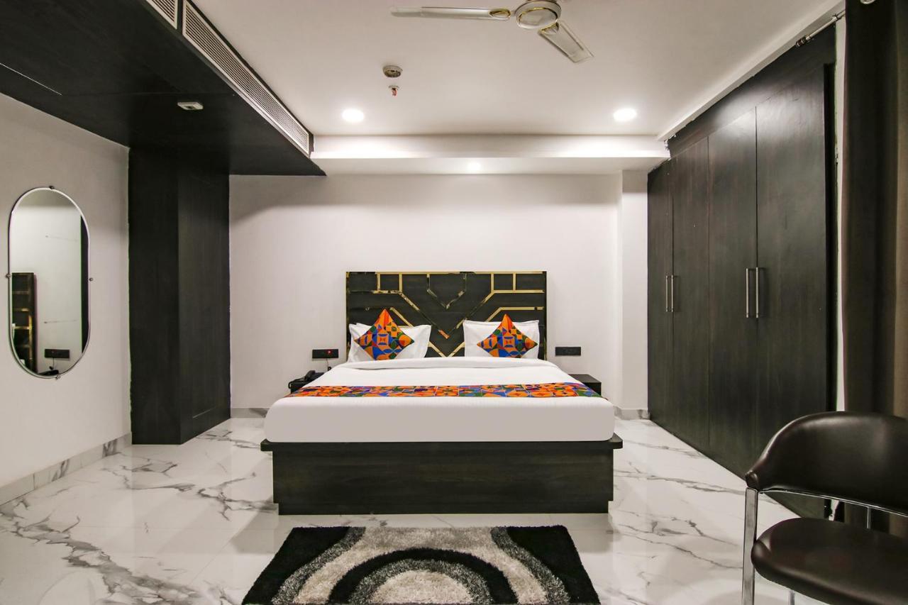 Fabhotel Greysky New Delhi Buitenkant foto